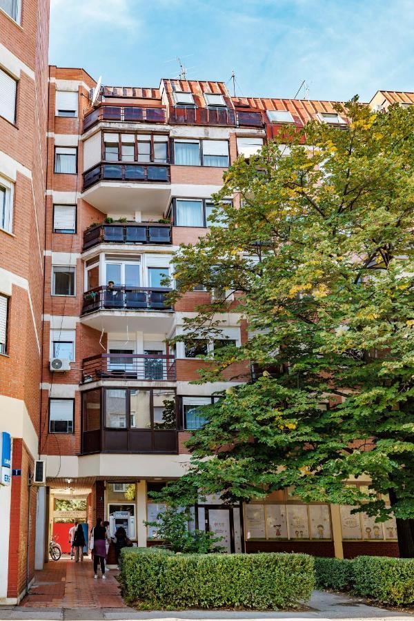 Sari City Center Apartment Новий Сад Екстер'єр фото