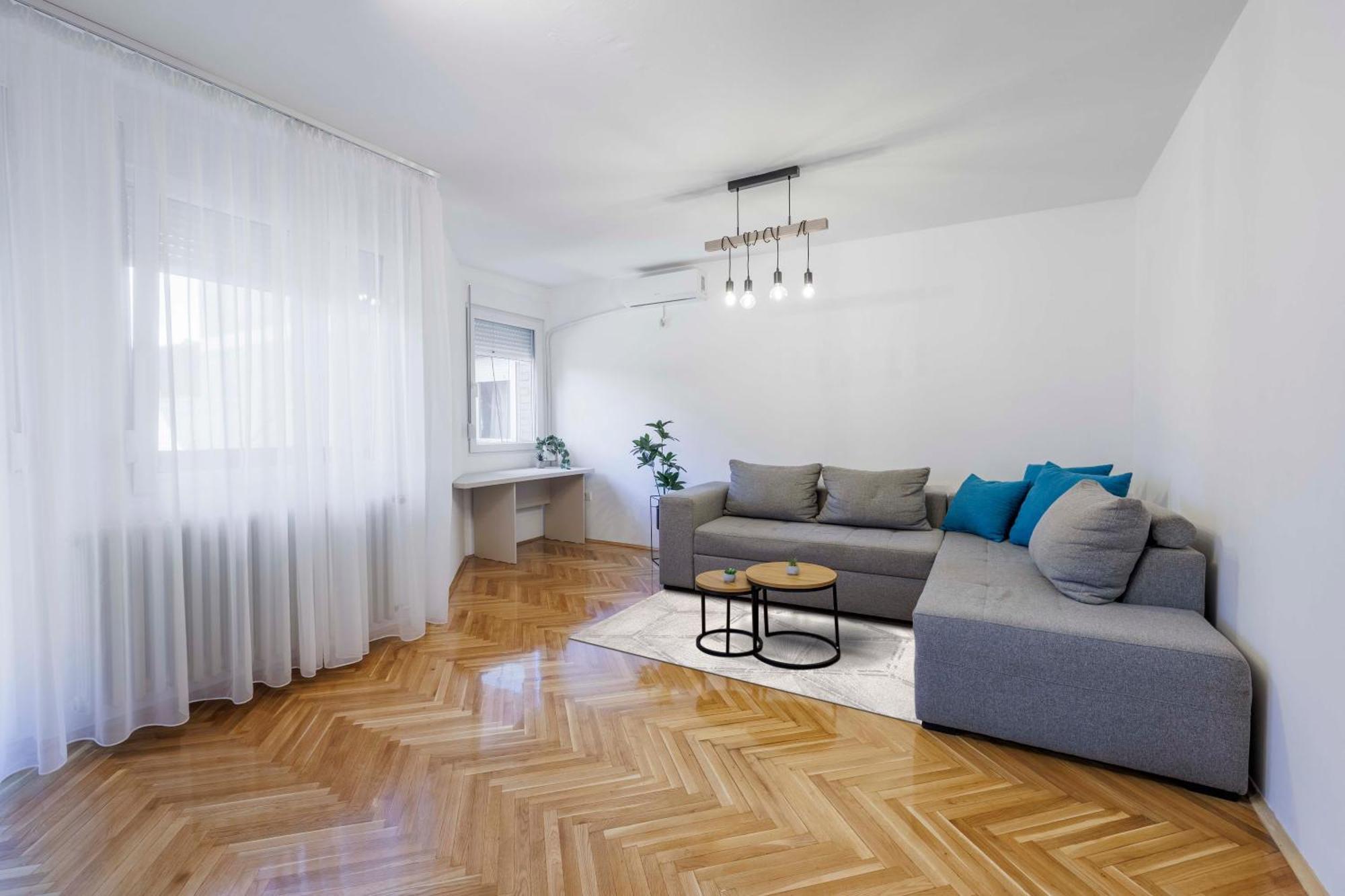 Sari City Center Apartment Новий Сад Екстер'єр фото